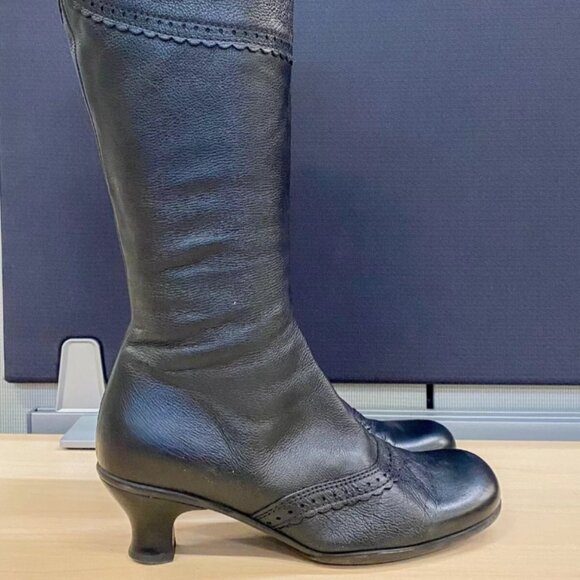 La CANADIENNE Shoes - La Canadienne boots